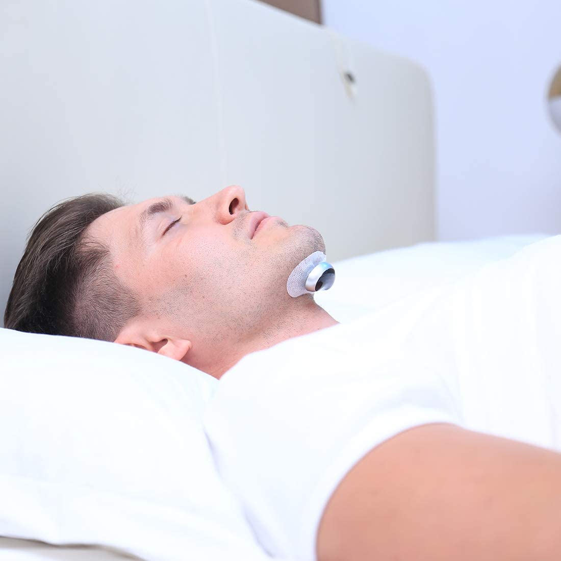 Elektronisch Anti-Snurkapparaat – Comfortabele Nachtelijke Ondersteuning Slim Anti-Snurk Hulpmiddel – Zachte Spierstimulator voor Slaapcomfort - Zenityliving.com