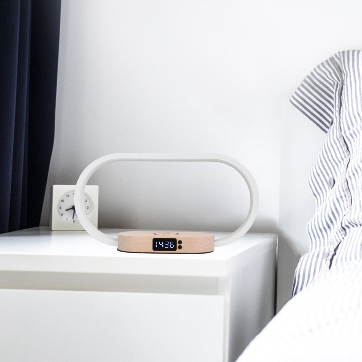 Touch Bedlamp met Klok & Draadloze Oplader – LED Bureau- en Nachtlamp - Zenityliving.com
